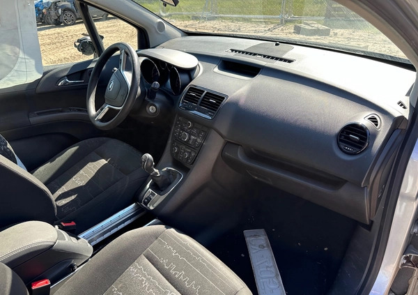 Opel Meriva cena 14000 przebieg: 109534, rok produkcji 2013 z Supraśl małe 106